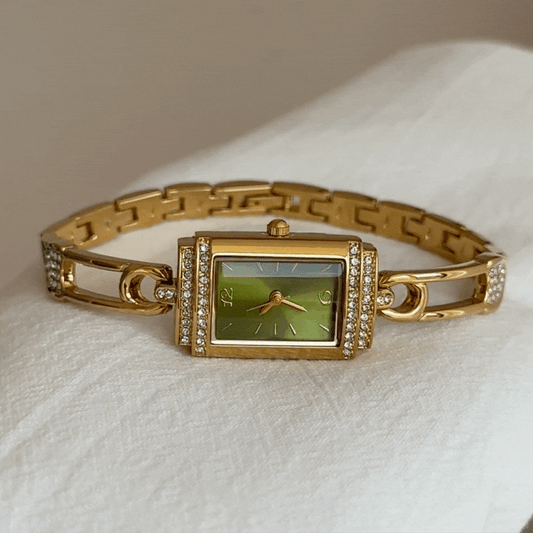 Emerald Green Dial Gold Bracelet Watch – Elegant Women’s Timepiece