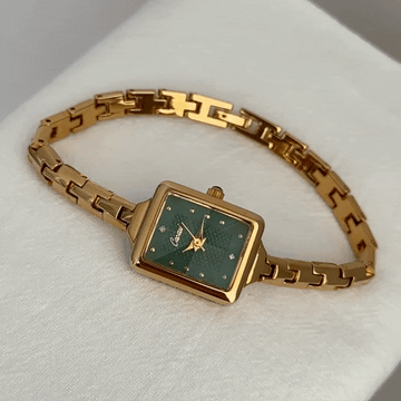 Vintage Gold Bracelet Women’s Quartz Watch – Small Green Rectangle Dial Retro Ladies Wristwatch