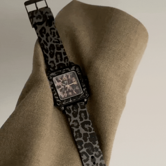 Trendy Women’s Quartz Watch – Black Leopard Print Square Dial Fashion Wristwatch