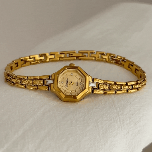 Delicate Gold Bracelet Watch with Diamond-Accented Octagon Dial – Women’s Quartz Watch