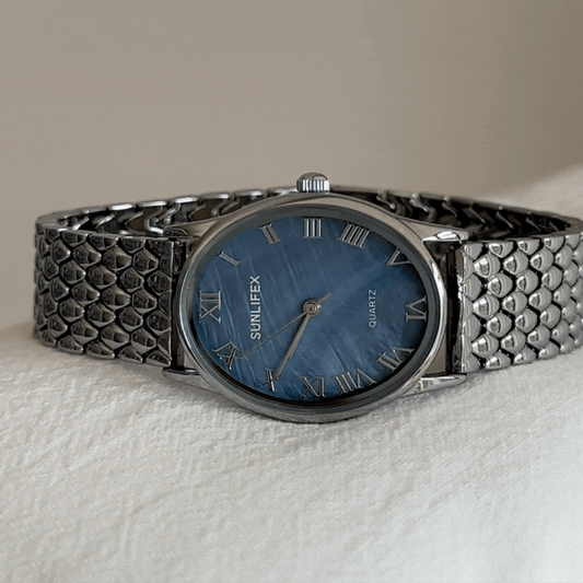 Silver Women Oval Dial Watch Strap Gray-Blue Face Quartz Minimalist Style – Lune