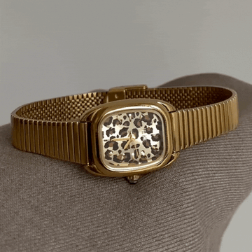 Elegant Women’s Quartz Watch – Gold Bamboo Link Strap with Rectangular Leopard Print Dial