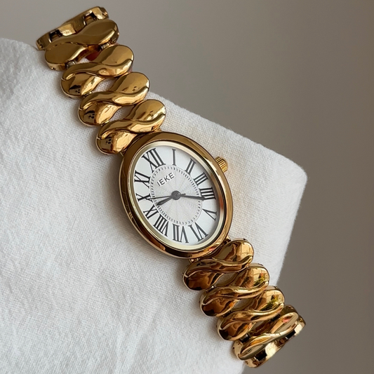 Gold Women Oval Dial Watch Musical Note Bracelet Strap White Face Quartz French Vintage Style – Mélodie