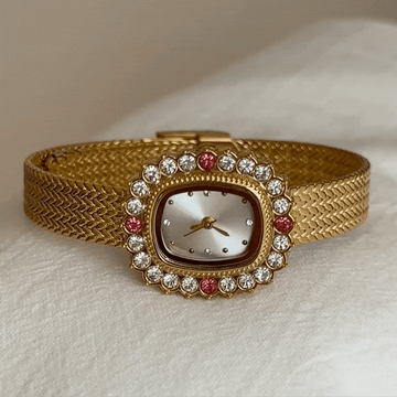 Elegante Vintage-Uhr mit goldenem Weizenarmband und mehrfarbigem Gehäuse mit Diamantakzenten & Ovales Zifferblatt – Damen-Quarzuhr