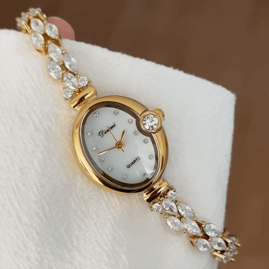 Classic Oval White Dial Golden Watch with Sparkling Two Tone Alloy Bracelet Quartz Movement