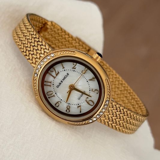 Luxury Oval White Dial Gold Wheat Alloy Quartz Watch