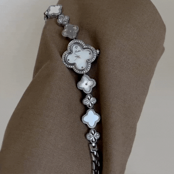 Lumi Clover-Silver Lucky Watch con dial de nácar