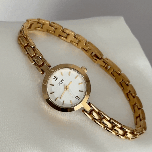 Radiant White Gold Watch - Round Case with Slim Metal Strap | Versatile Quartz