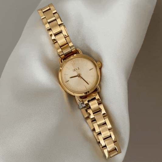 Classic Luxury Gold Round Dial Watch - Alloy Quartz Bracelet