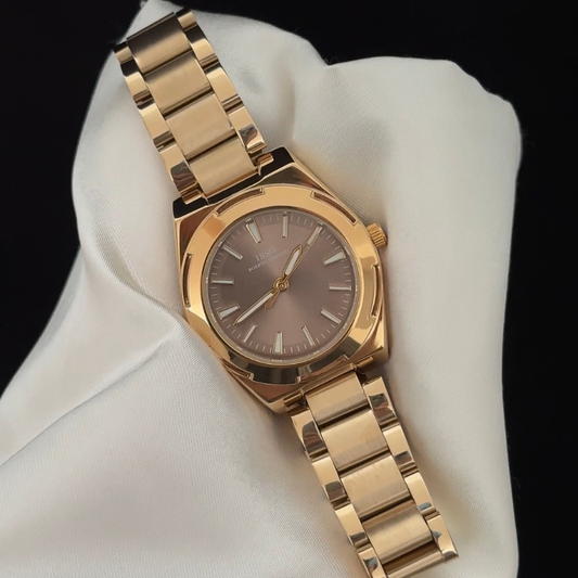 Business Casual Brown Dial Watch - Gold Stainless Steel Quartz Bracelet