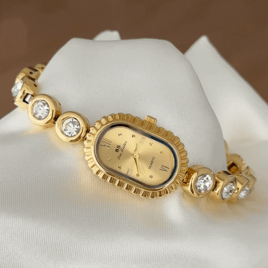 Fashionable Gold Oval Diamond Watch with Alloy Bracelet - Quartz Movement