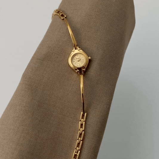 Mini Vintage karkötőóra - Dainty francia stílusú női kvarc időmérő
