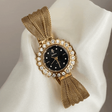 Vintage Glamour: Black Dial & Gold Sunflower Diamond Bezel, Mesh Strap Quartz Watch