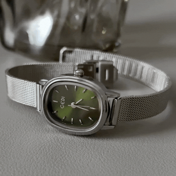 Silver Women's Oval Watch – Dainty Green Dial Quartz with Slim Strap | IvyGleam