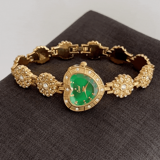 Romantic Whimsy: Green Heart-Shaped Dial with Floral Gold-Tone Bracelet