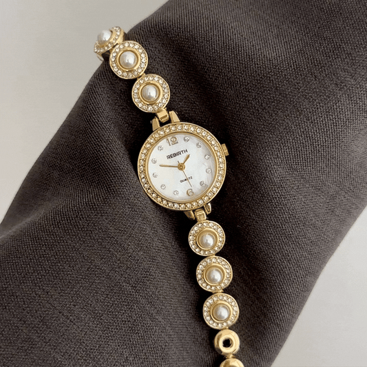 Feminine Grandeur: Defined by Opulence – White Round Dial with Pearl & Diamond Gold Accents