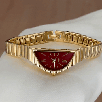 Modern Red Crescent-shaped Watch with Gold Alloy Bracelet - Quartz Movement
