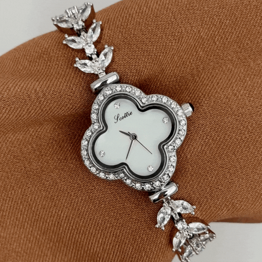 Enchanting White Clover Dial Silver Diamond Watch with Mermaid Bracelet