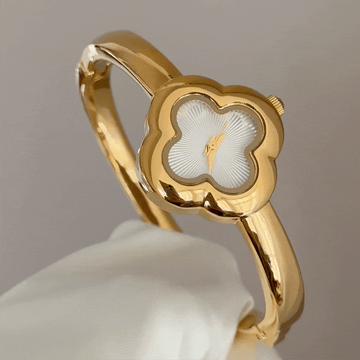 Feminine Elegance: White Clover-Shaped Dial with Gold Clover Bezel & Gold-Tone Bracelet