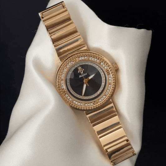 Modern Luxury Black Round Dial Diamond Watch - Gold Alloy Quartz Bracelet