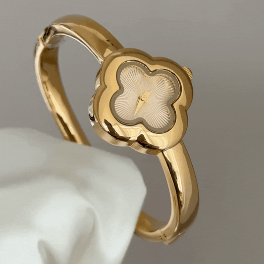 Modern Classic: A Fusion of Iconic Form – Golden Clover Dial, Matching Bezel & Steel Bracelet