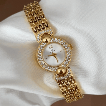 Modern Luxury White Round Dial Gold Diamond Quartz Watch