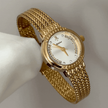 Textural Luxury : White Round Dial Watch with Gold Wheat Pattern Stainless Steel Bracelet