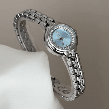 Modern Elegance: Radiant Blue Diamond Dial Watch with Silver Alloy Case & Bracelet