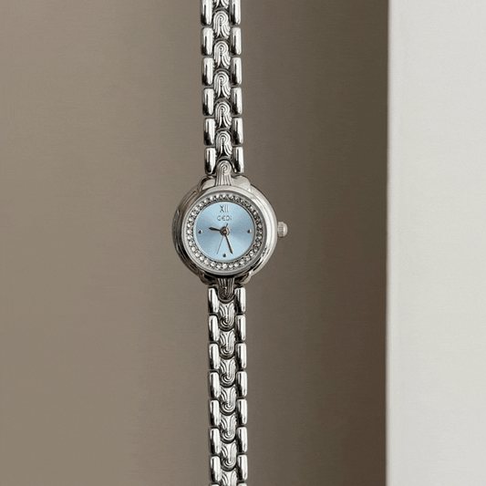 Modern Elegance: Radiant Blue Diamond Dial Watch with Silver Alloy Case & Bracelet