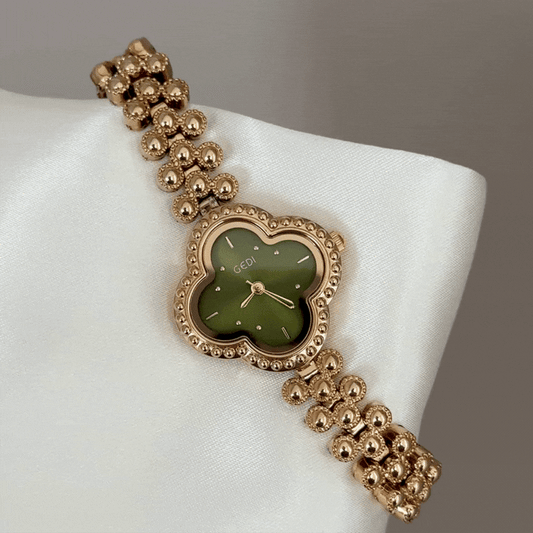 Gilded Natural: Green Clover Dial Watch with Gold Clover Bezel & Alloy Bracelet