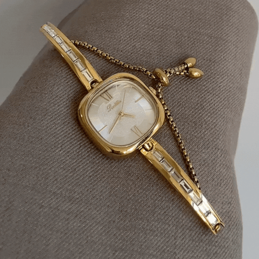 Fashion Elegant Gold Diamond-Accented Bracelet-Style Women’s Quartz Watch