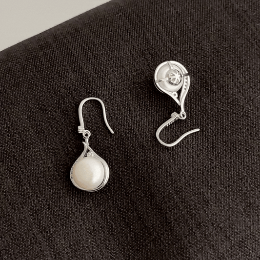 Daily Sophistication: S925 Sterling Silver Elegant Freshwater Pearl Earrings