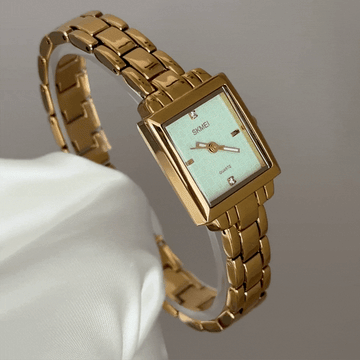 Vintage Elegance: Emerald Green Rectangular Dial Watch with Gold-Tone Stainless Steel Bracelet
