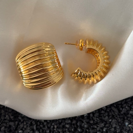 Euro-American Niche C-Shaped Earrings - Textured Unique Pattern for Women