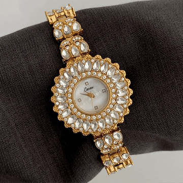 Floral Opulence: White Round Dial with Floral Diamond Bezel & Diamond-Studded Bracelet
