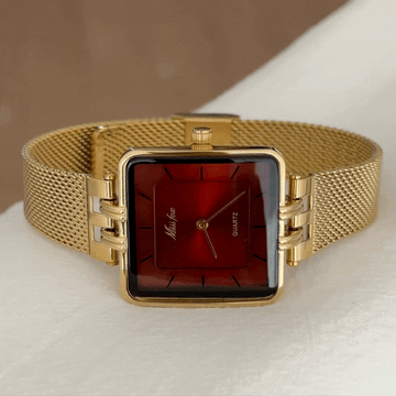 Classic Vintage Square Red Dial Gold-Tone Wheat Pattern Alloy Bracelet Quartz Watch