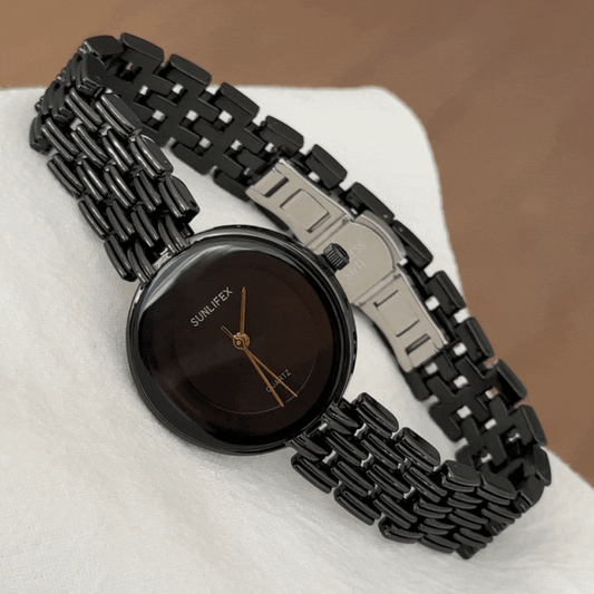 Classic Fashion Round Black Dial Gold Hands Black Case Strap Quartz Watch