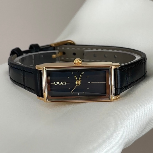 Modern Classic Contrast: Black Rectangle Dial & Gold Bezel Watch