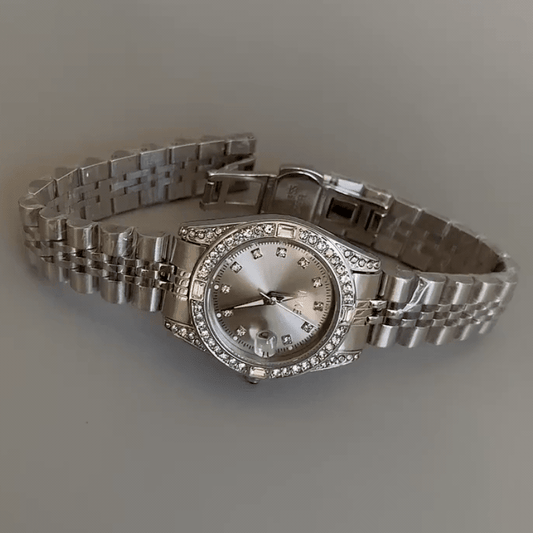 Starlit Grace – Women’s Silver Full Crystal Grey Dial Quartz Watch