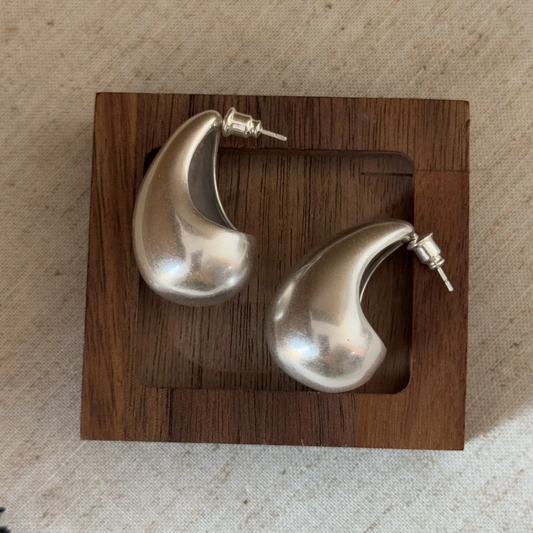 Hollow Chunky Teardrop Earrings