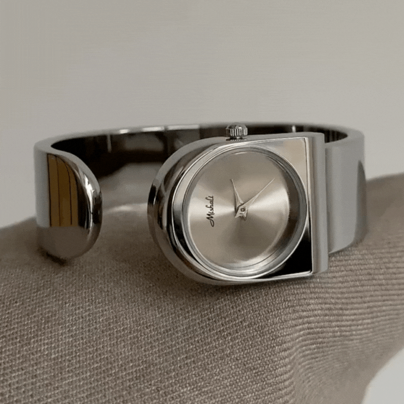 minimalist wristwatch women silver