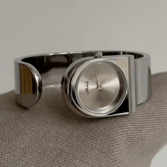 minimalist wristwatch women silver